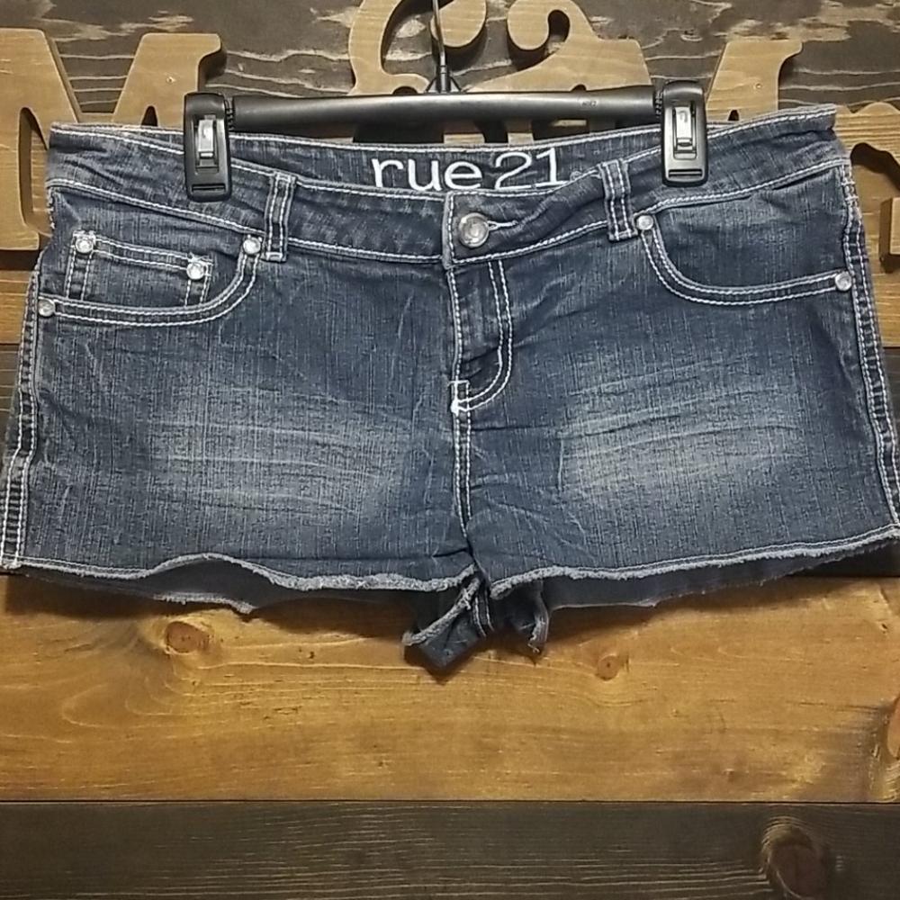 Rue 21 denim shorts